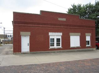 113 W 2nd St, Beloit, KS 67420