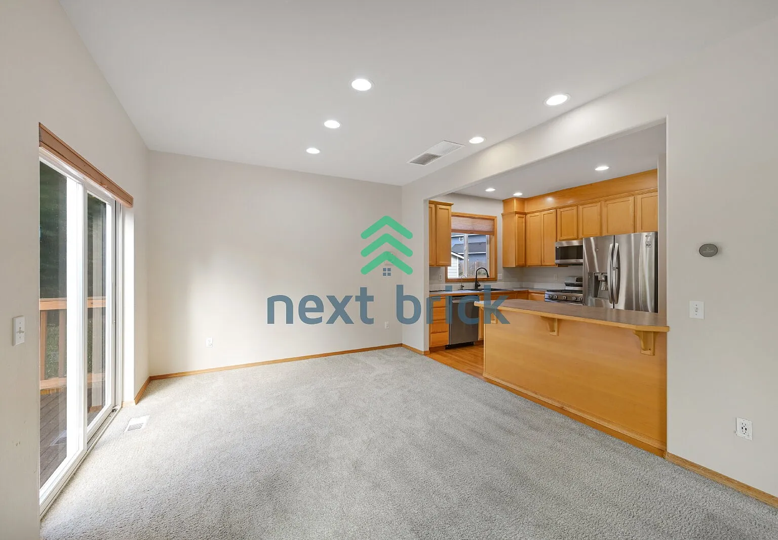 Spacious 4-Bed Retreat in Lynnwood with 3.5 Baths and 2,224 Sq. Ft. of Comfort! — Photo 4