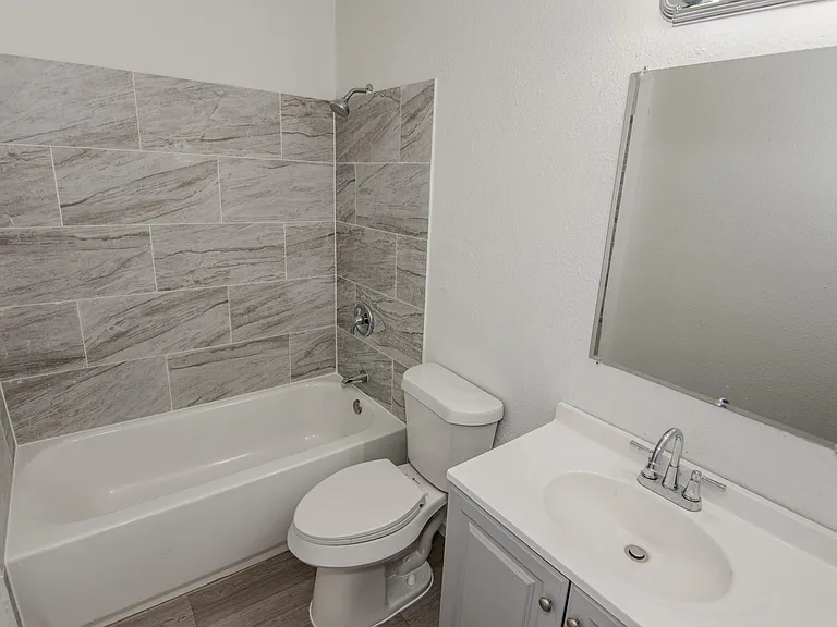 7867 Hamlet St — Photo 13
