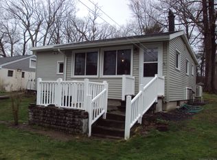 4 Ash St, Stafford Springs, CT 06076