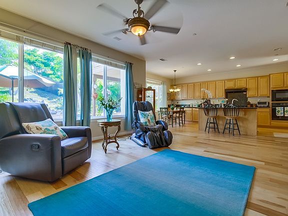 3rd image of 15288 Cayenne Creek Ct