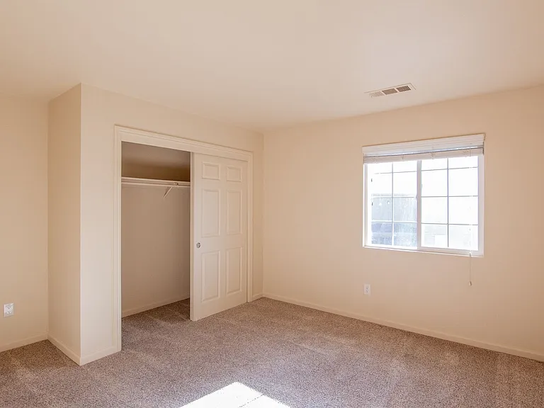 1880 Conifer Way — Photo 6