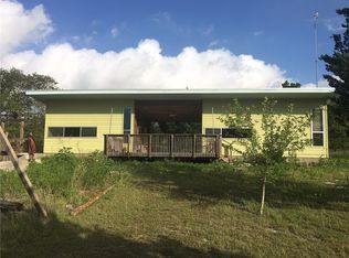 2016 Upper Elgin River Rd, Elgin, TX 78621