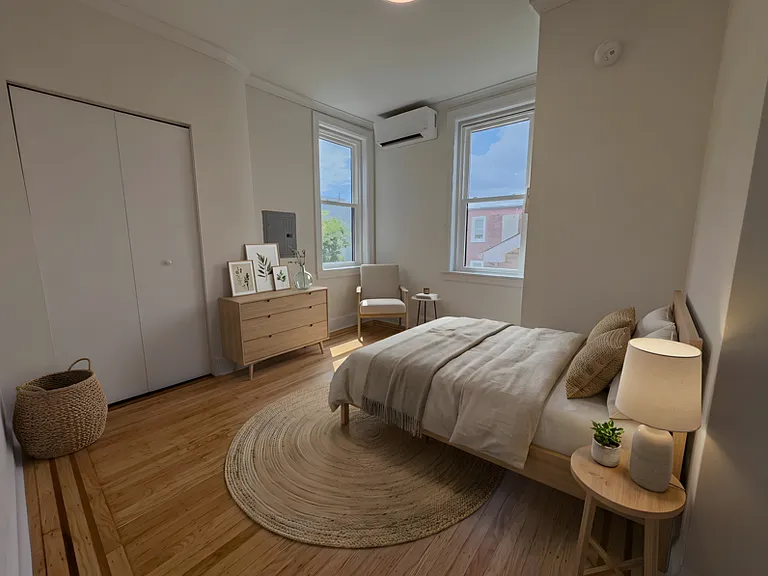 1221 N Franklin St #3F — Photo 3