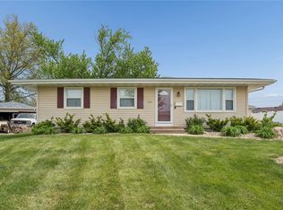 1840 Daleview Dr, Marion, IA 52302