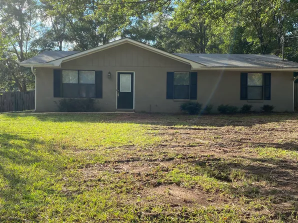 1610 Hanson St, Opelika, AL 36801