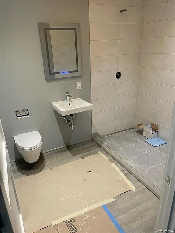Studio, $2,430 — Photo 2