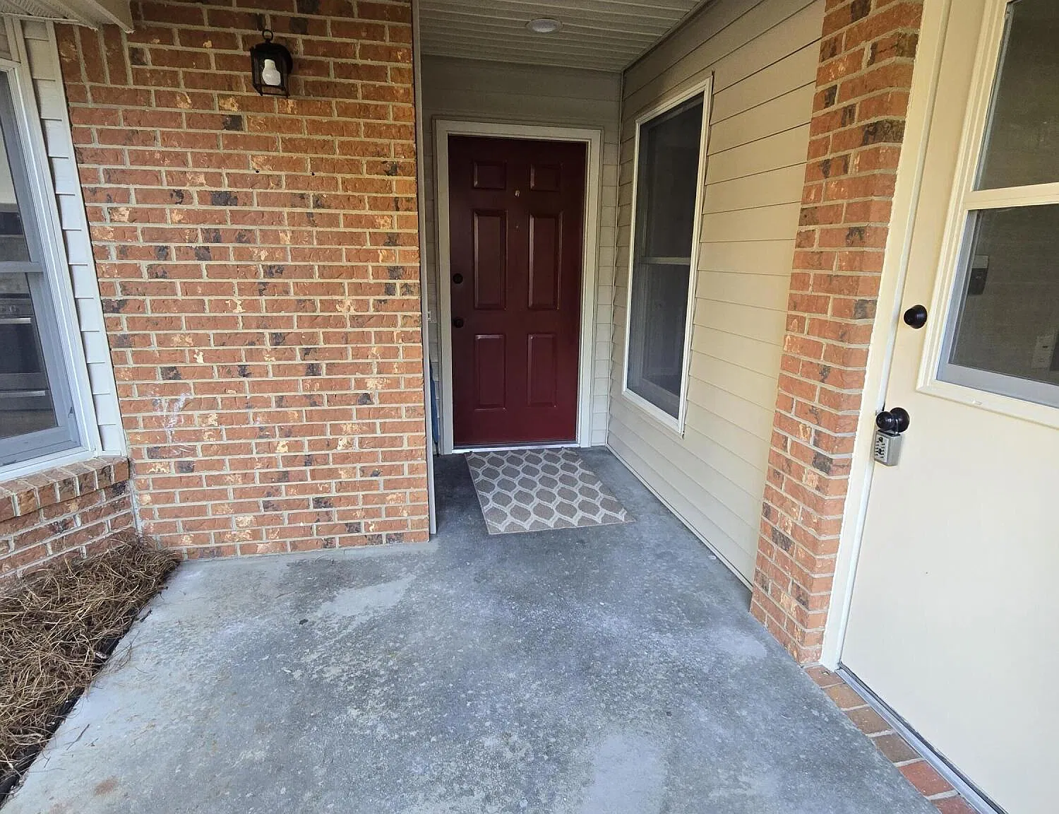 2 bed, 2.0 bath, 1672 sqft, $2,200 — Photo 2