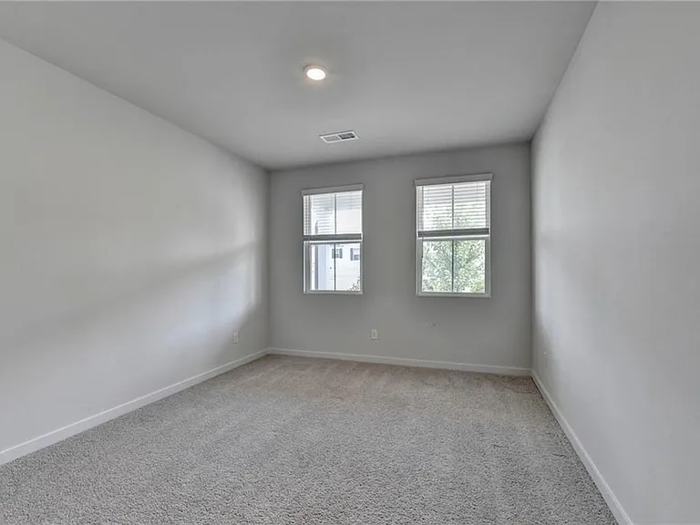 5165 Union Heights Way — Photo 16
