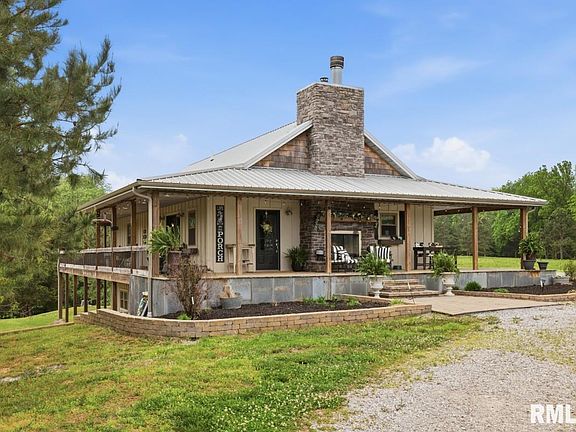 3rd image of 2190 Deneal Rd