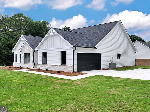 2nd image of 406 Myles Way