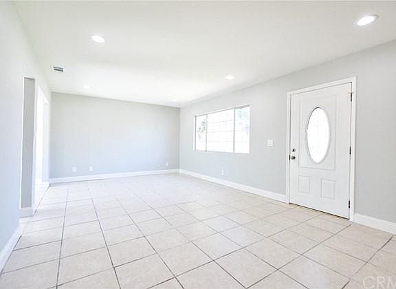 3rd image of 27143 Cole Pl