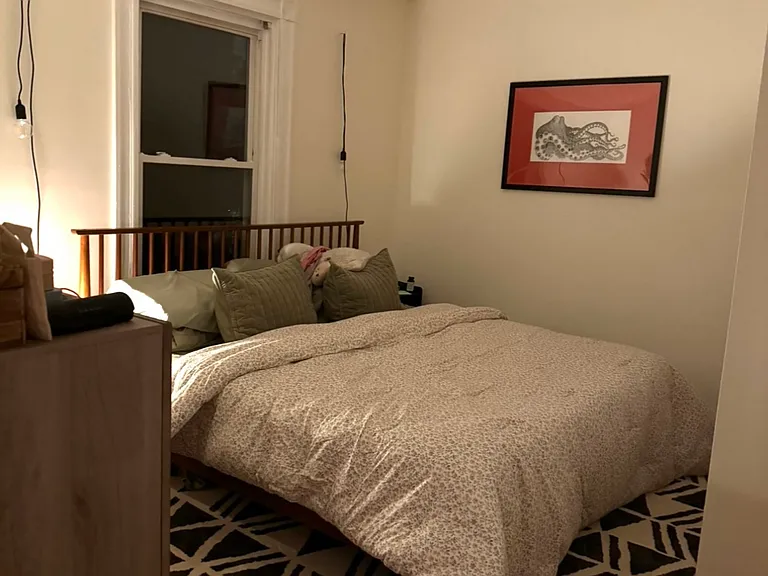 609 Saint James St — Photo 10