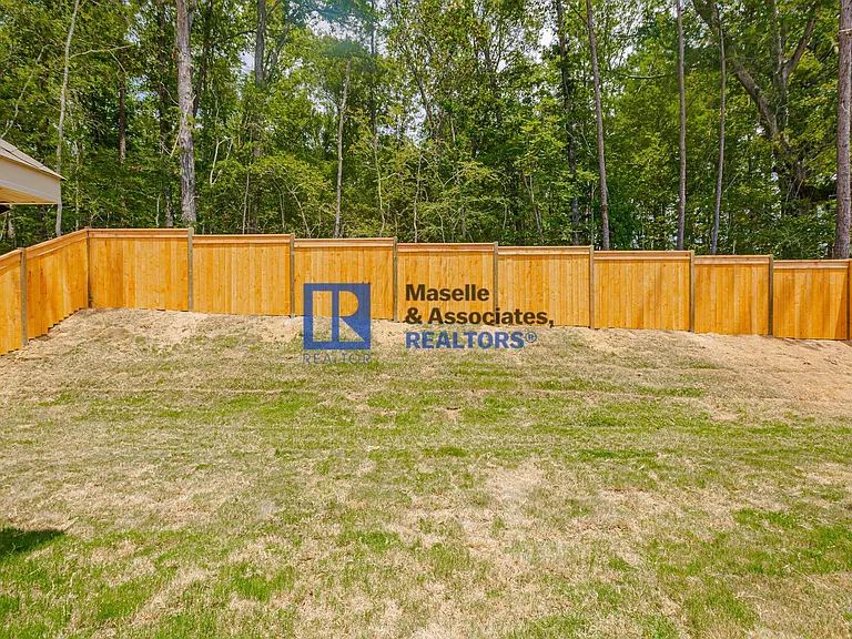 509 Silver Hill Dr — Photo 40