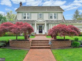 586 Chews Landing Rd, Haddonfield, NJ 08033