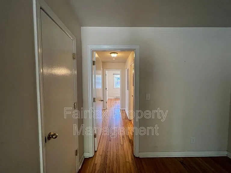 1935 Morehead Ave — Photo 14