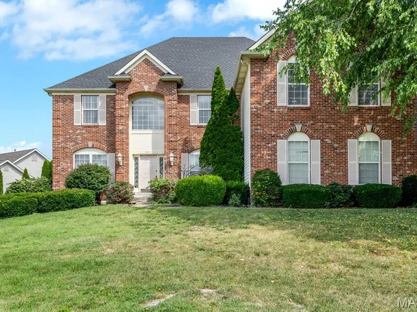 801 Dacotah Dr, Dardenne Prairie, MO 63368