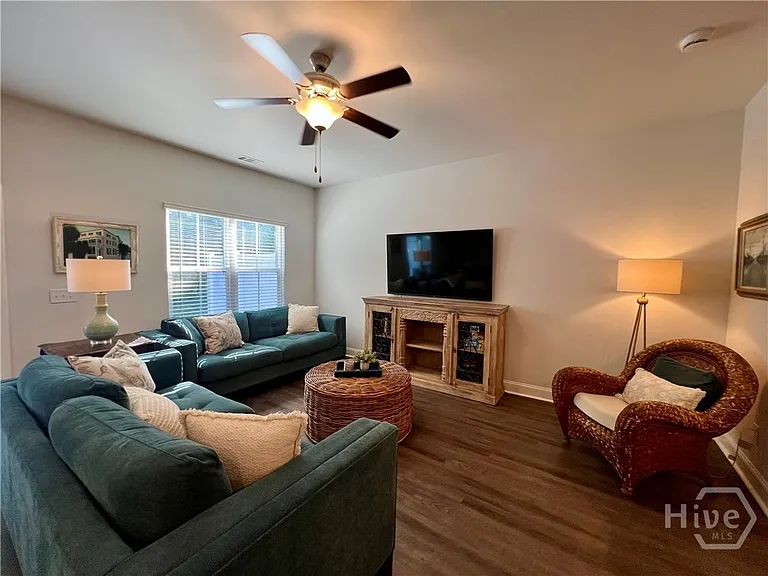 500 Governor Treutlen Cir — Photo 7