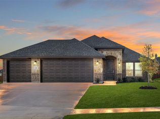 1340 Elk Ridge Dr, Crowley, TX 76036
