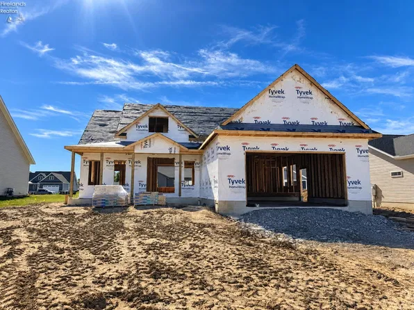 14 Chelsea Dr, Norwalk, OH 44857