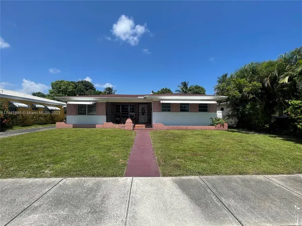2517 Dewey St, Hollywood, FL 33020