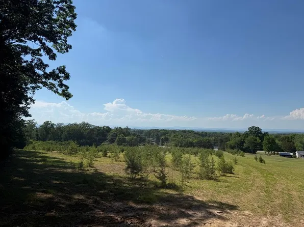 17007 A L Philpott Hwy, Martinsville, VA 24112