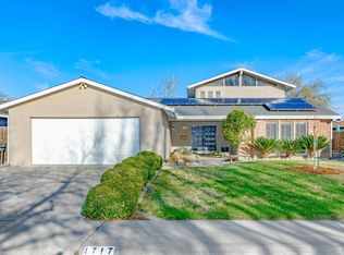 1717 El Paseo Dr, Woodland, CA