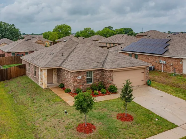 2711 Phelps Dr, Seagoville, TX 75159
