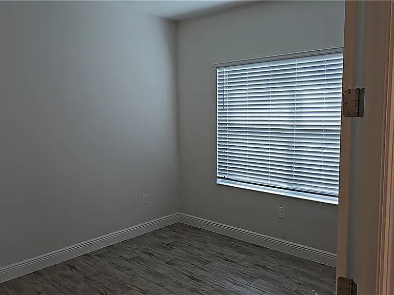 2305 Ariane Dr — Photo 10