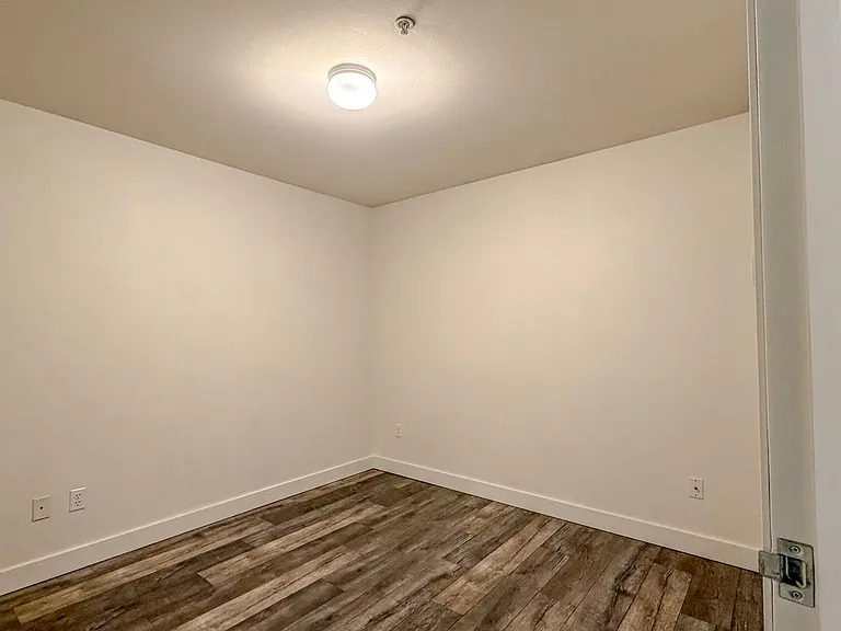 2440 Western Ave #408 — Photo 8