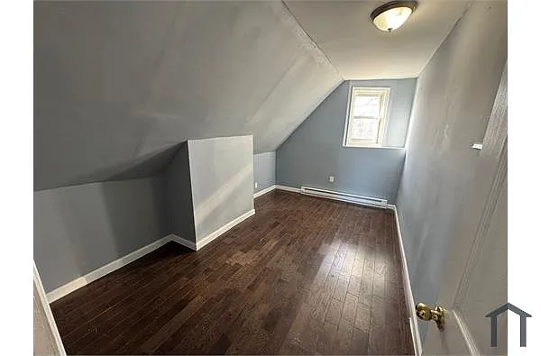 Building Photo - 187 N 7th St #3