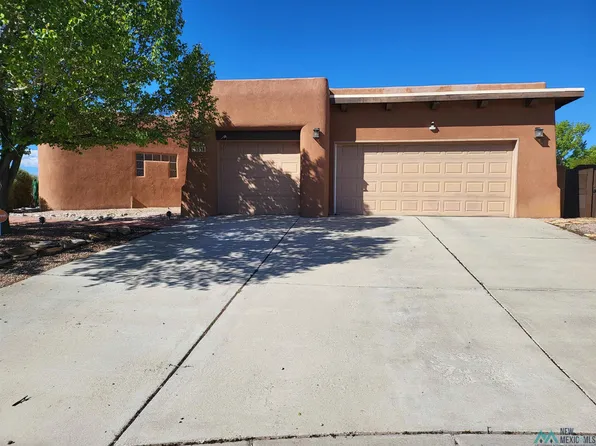 1518 Susan Cir, Gallup, NM 87301