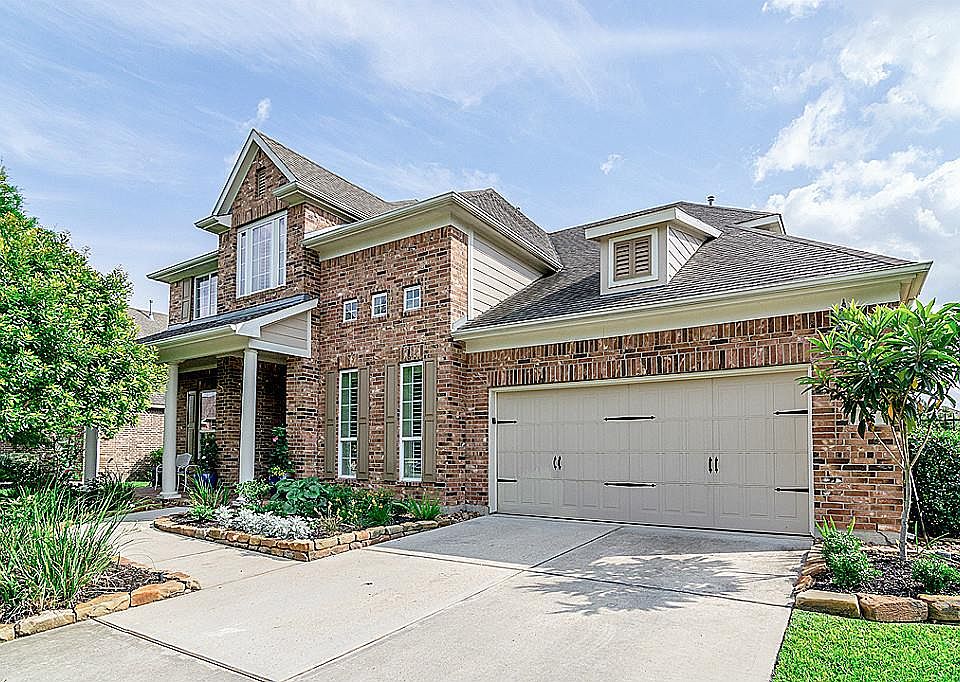 1st image of 55 E Hullwood Cir
