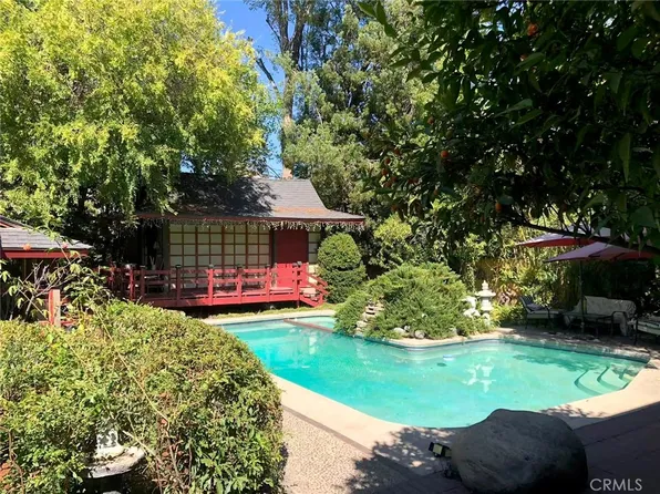 2136 S El Molino Ave, San Marino, CA 91108