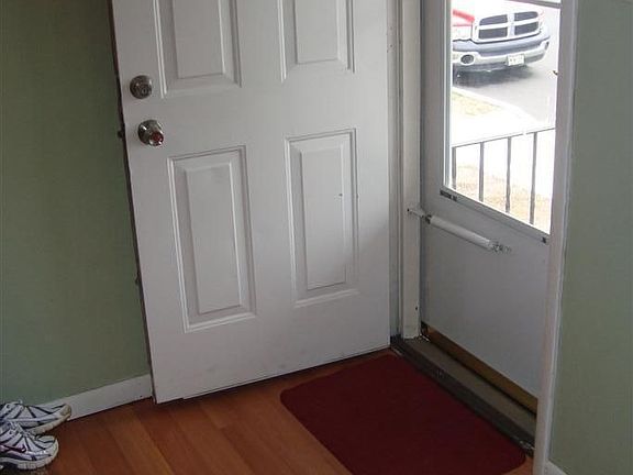 2nd image of 803 Lincoln Ave