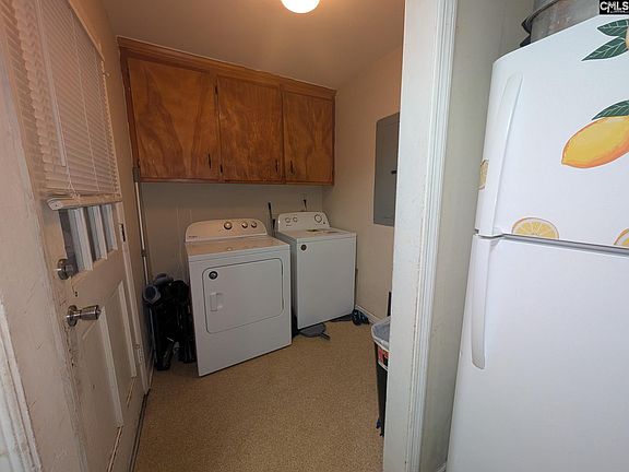 3rd image of 216 Cricket Rd