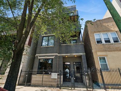 822 N California Ave STE 1, Chicago, IL, 60622