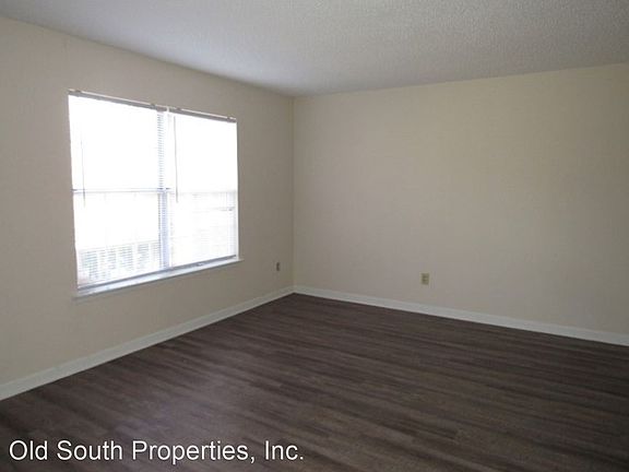 3rd image of 4548 Tradewinds Dr