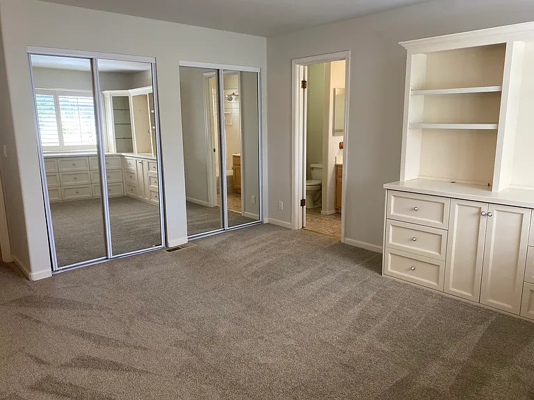 935 W Spain St #C — Photo 21