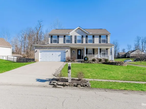 1099 Valley Wood Dr, Batavia, OH 45103
