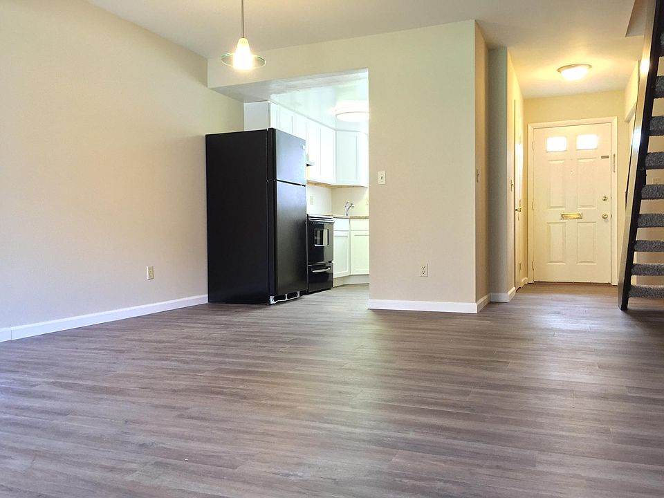 1st image of 6 Deliquia Pl