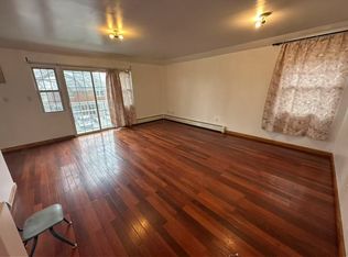 2330 121st St FLOOR 1, College Pt, NY 11356