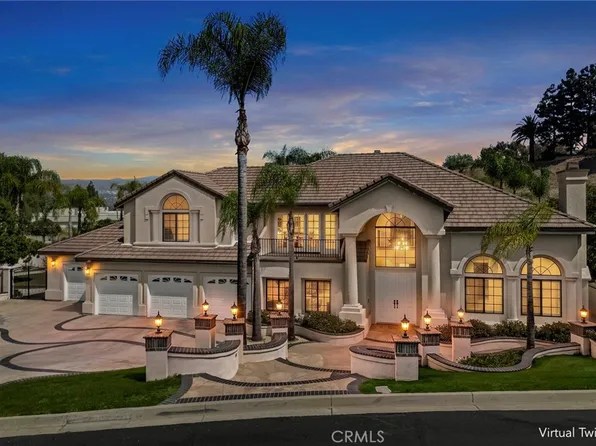 240 S Willowcreek Ln, Anaheim, CA 92808