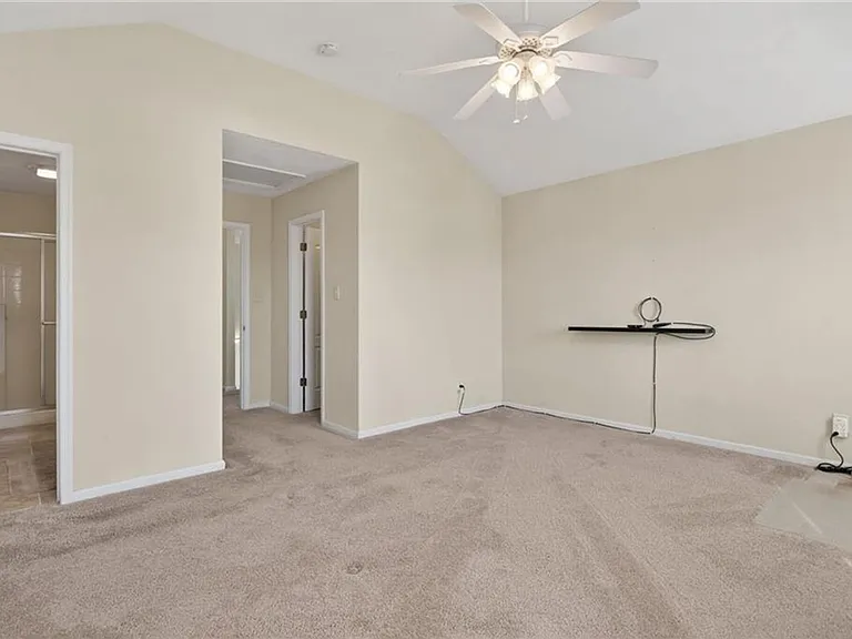 8125 Redmon Rd #B — Photo 15