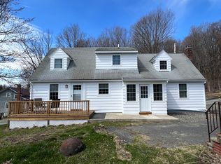 4 Bears Head Rd #4A, Averill Park, NY 12018