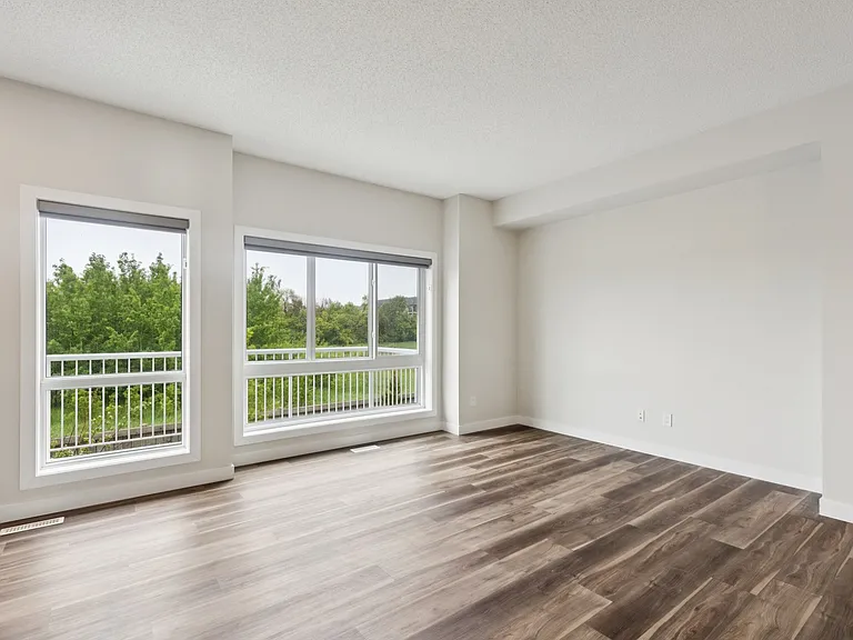 979 Crystallina Nera Way NW — Photo 10