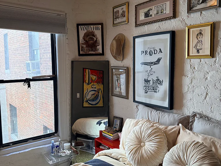 114 Christopher St #4 — Photo 7