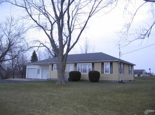 607 W Albion St, Avilla, IN 46710