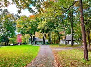 88 Grassy Hill Rd, Old Lyme, CT 06371