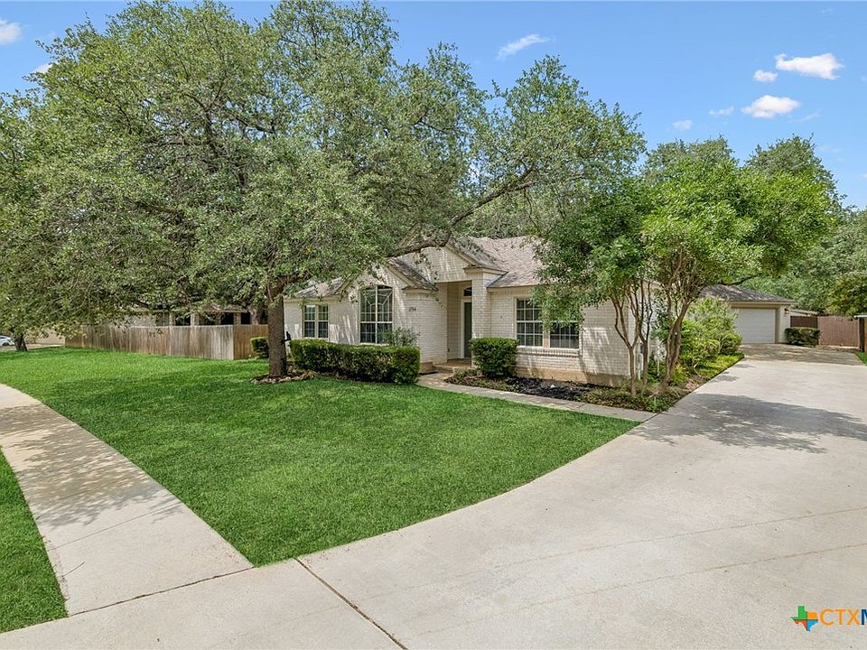 1st image of 1784 Oak Forest Dr